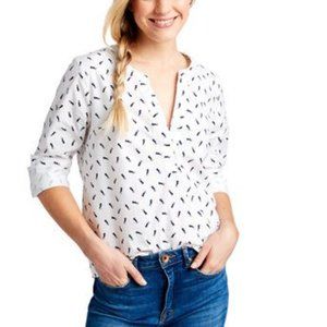 Vineyard Vine Savannah Popover Top NWOT